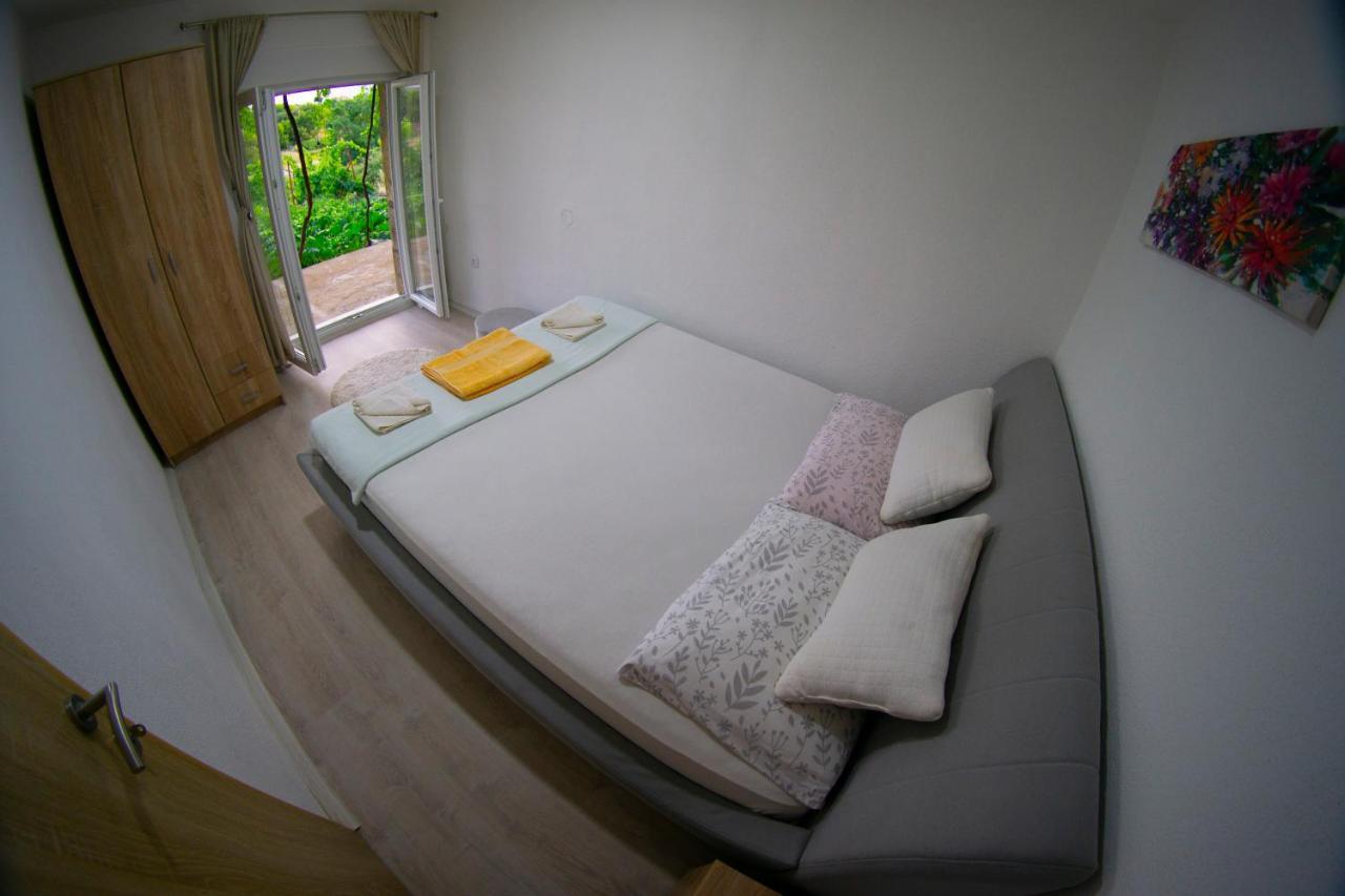 Apartments Ukropina Требине Екстериор снимка