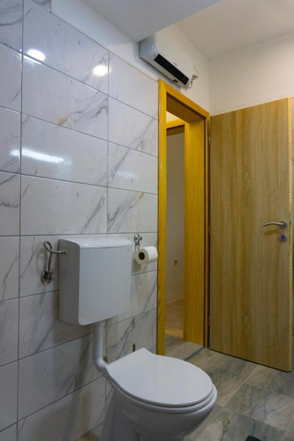 Apartments Ukropina Требине Екстериор снимка